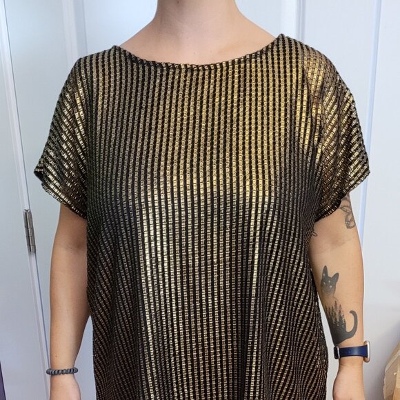 Ladies Dex Black and Gold Glossy Top, Size 1X EUC - Picture 3 of 5